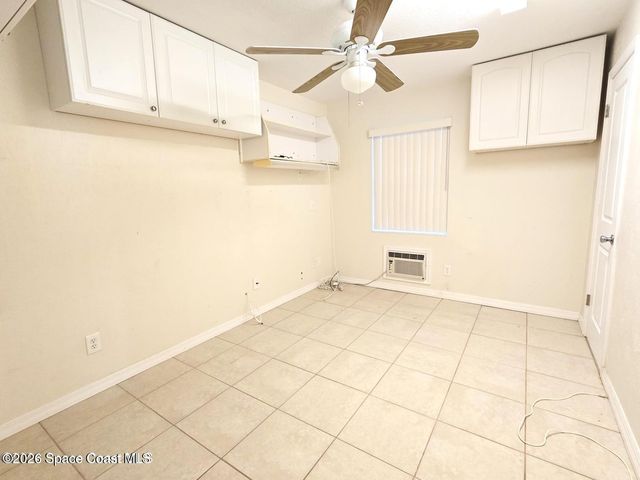 9852 Honeysuckle Drive C, Sebastian, FL 32976