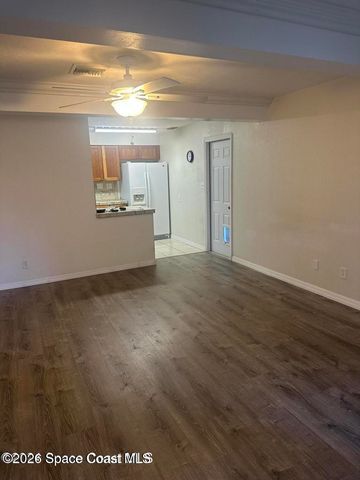 9852 Honeysuckle Drive C, Sebastian, FL 32976