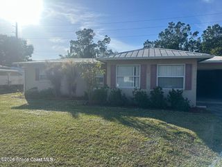 9852 Honeysuckle Drive C, Sebastian, FL 32976