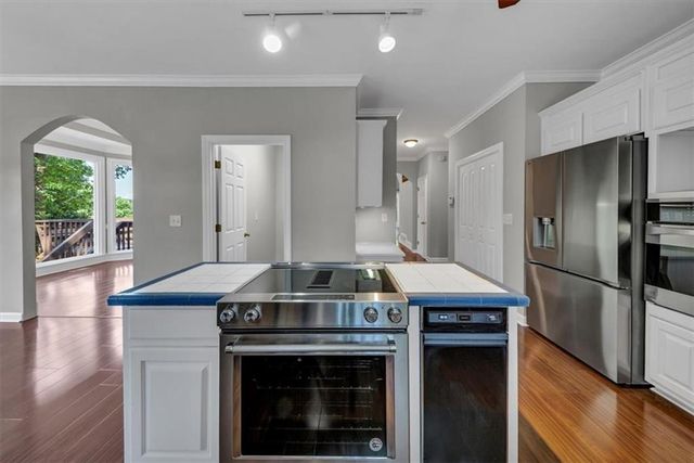 2235 Mantilla NW Court, Acworth, GA 30101