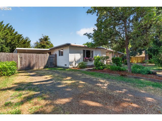 2245 DEVOS St, Eugene, OR 97402
