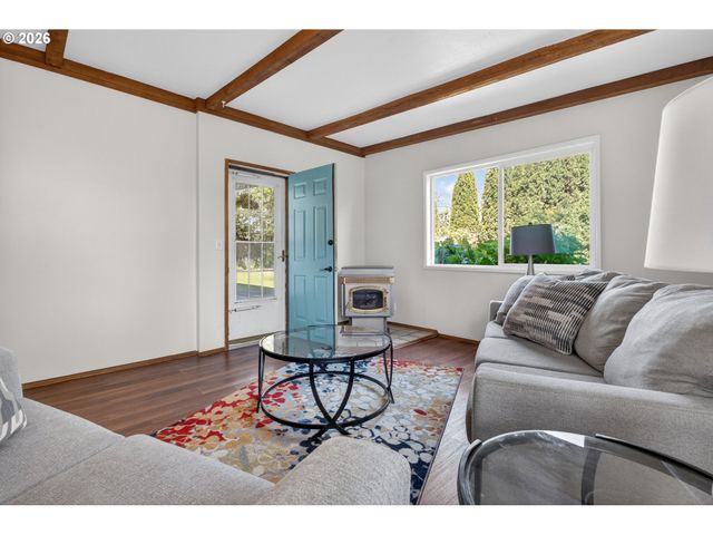 2245 DEVOS St, Eugene, OR 97402