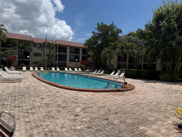 255 S Cypress Road 339, Pompano Beach, FL 33060