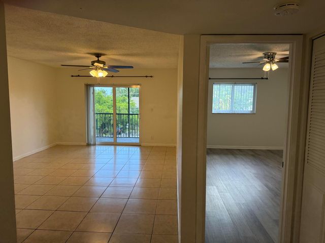 255 S Cypress Road 339, Pompano Beach, FL 33060