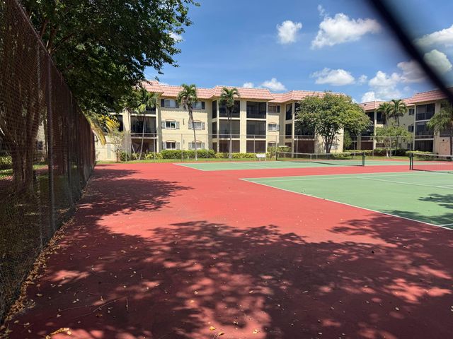 255 S Cypress Road 339, Pompano Beach, FL 33060