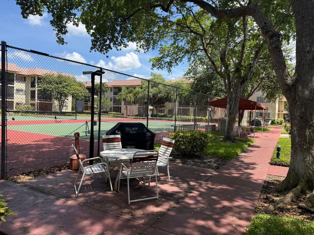 255 S Cypress Road 339, Pompano Beach, FL 33060