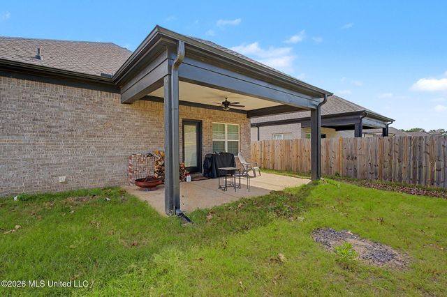7494 Crosswinds Boulevard, Hernando, MS 38632