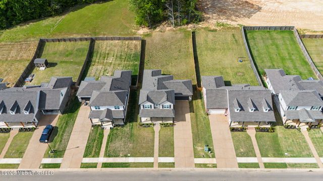7494 Crosswinds Boulevard, Hernando, MS 38632