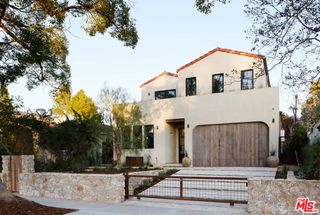 4338 Rhodes Avenue, Studio City, CA 91604