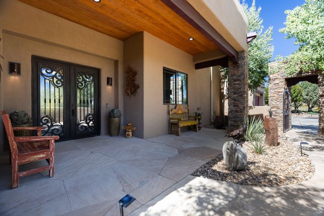 21 Broken Arrow Place, Sandia Park, NM 87047