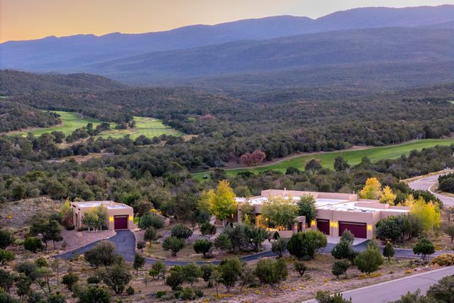 21 Broken Arrow Place, Sandia Park, NM 87047