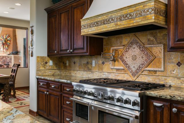 21 Broken Arrow Place, Sandia Park, NM 87047