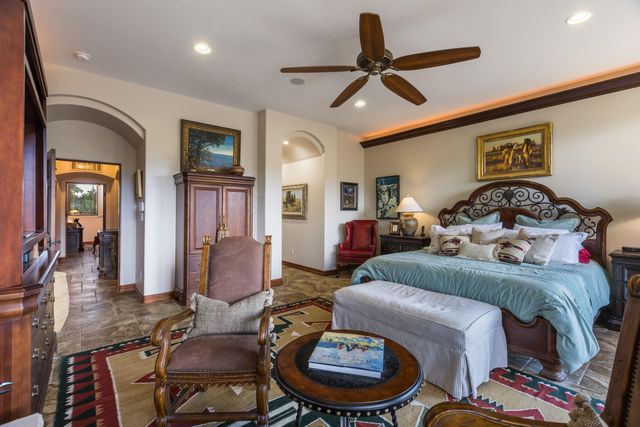 21 Broken Arrow Place, Sandia Park, NM 87047