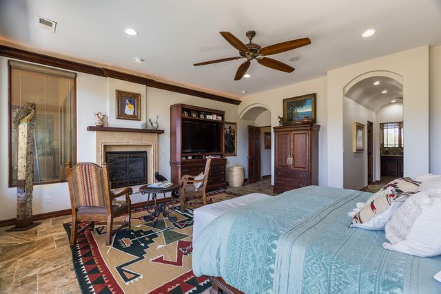 21 Broken Arrow Place, Sandia Park, NM 87047