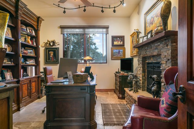 21 Broken Arrow Place, Sandia Park, NM 87047