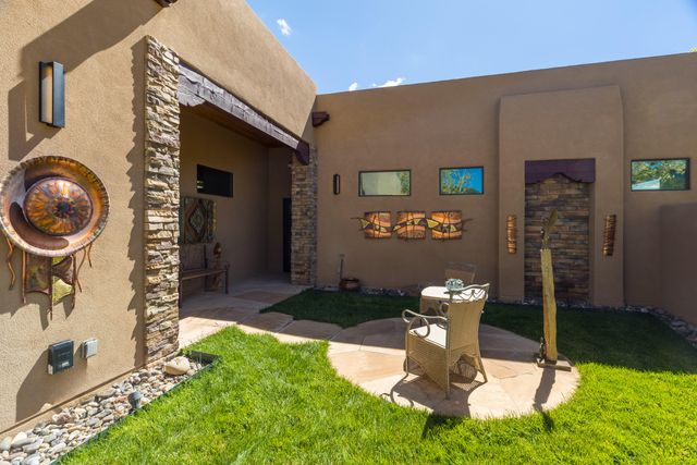 21 Broken Arrow Place, Sandia Park, NM 87047