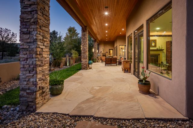 21 Broken Arrow Place, Sandia Park, NM 87047