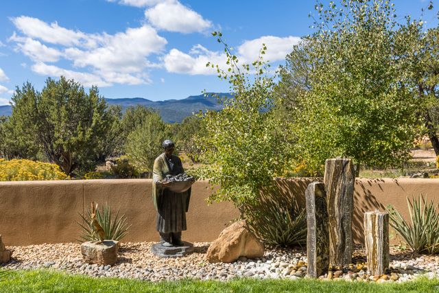 21 Broken Arrow Place, Sandia Park, NM 87047