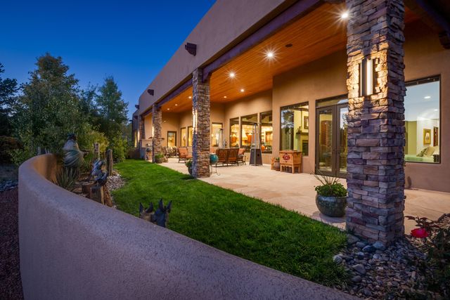 21 Broken Arrow Place, Sandia Park, NM 87047