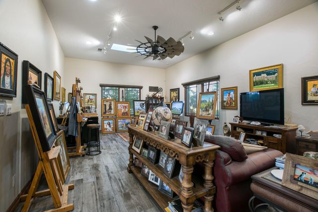 21 Broken Arrow Place, Sandia Park, NM 87047