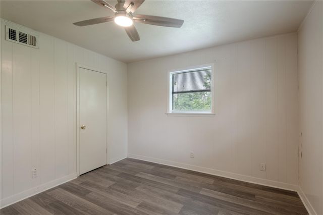 525 12th Street 8, Huntsville, TX 77340