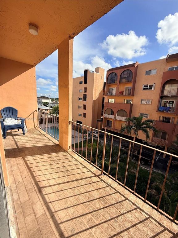 440 E 23rd St 1316, Hialeah, FL 33013