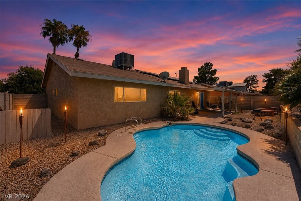1832 Goose Creek Place, Las Vegas, NV 89108 — exterior