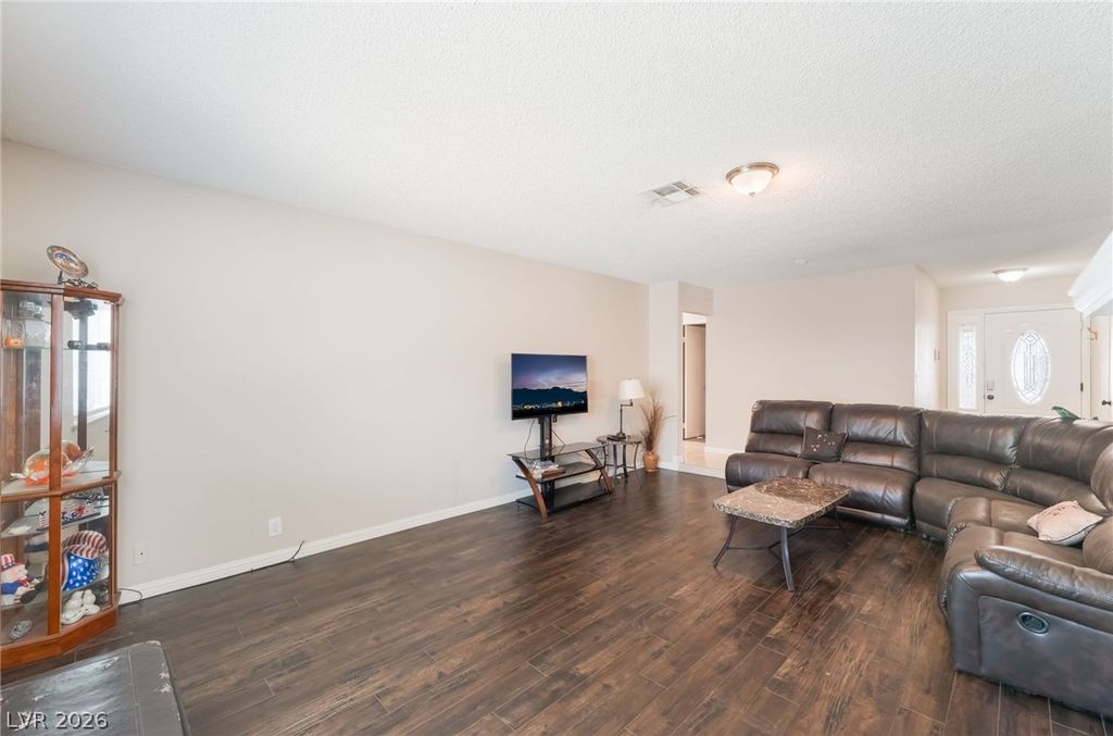 1832 Goose Creek Place, Las Vegas, NV 89108 — photo 5