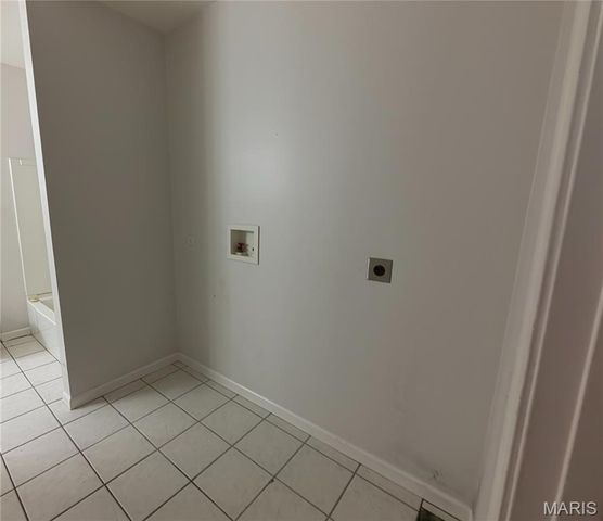 2217 Locust Avenue, Alton, IL 62002