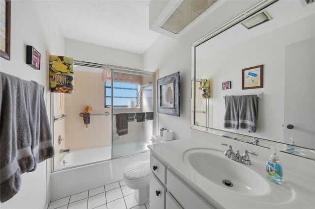 9 QUAILS RUN BOULEVARD 12, Englewood, FL 34223