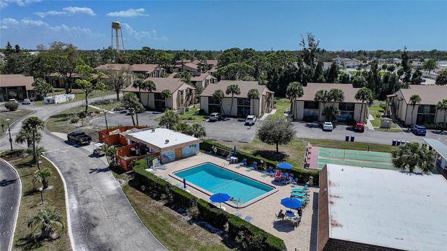 9 QUAILS RUN BOULEVARD 12, Englewood, FL 34223