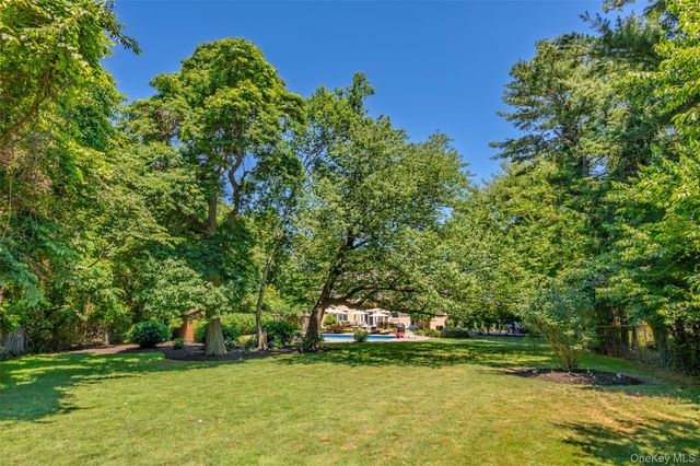 14 Fairway Drive, Port Jefferson, NY 11777