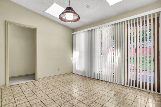 1623 Cedar Hill Road, Duncanville, TX 75137