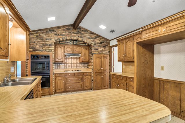 1623 Cedar Hill Road, Duncanville, TX 75137