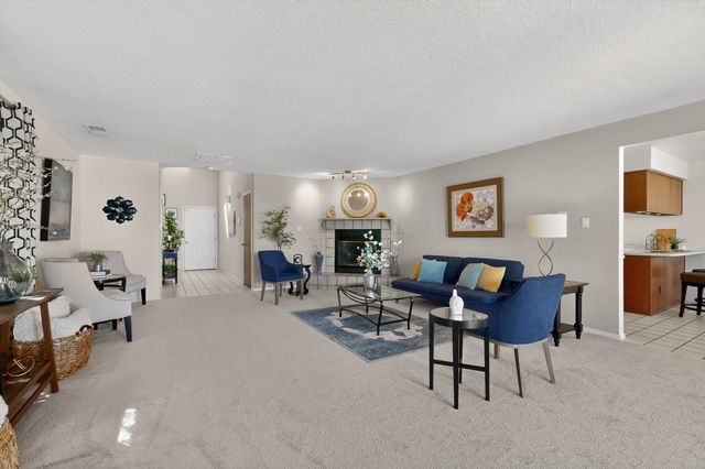 12323 Haines Avenue NE, Albuquerque, NM 87112