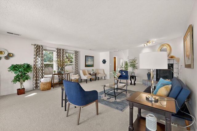 12323 Haines Avenue NE, Albuquerque, NM 87112