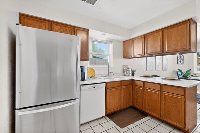 12323 Haines Avenue NE, Albuquerque, NM 87112