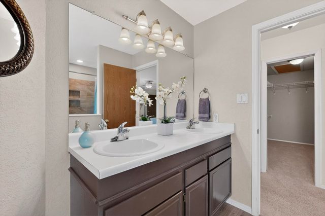 12323 Haines Avenue NE, Albuquerque, NM 87112