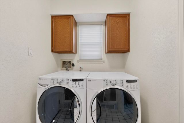 12323 Haines Avenue NE, Albuquerque, NM 87112