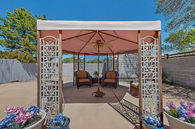 12323 Haines Avenue NE, Albuquerque, NM 87112