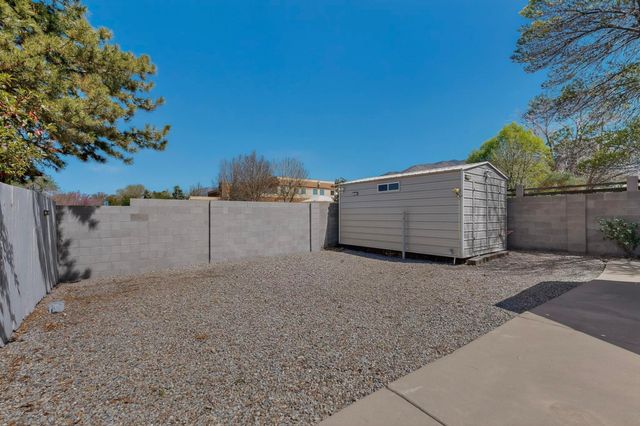 12323 Haines Avenue NE, Albuquerque, NM 87112