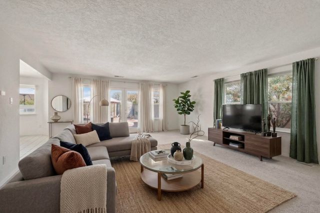 12323 Haines Avenue NE, Albuquerque, NM 87112