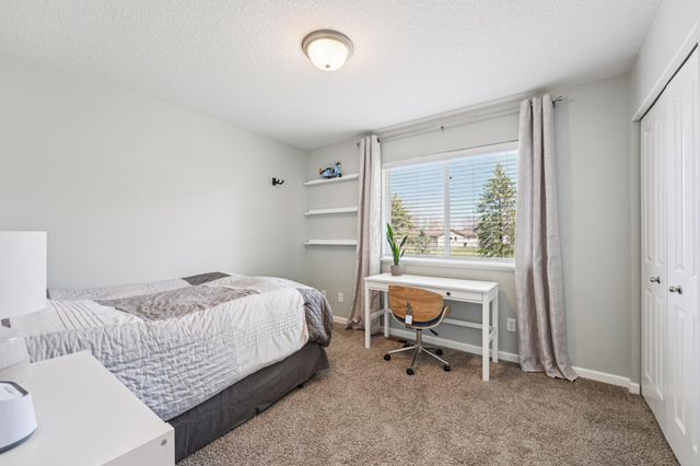 206 9th Ave Court NW, Lonsdale, MN 55046