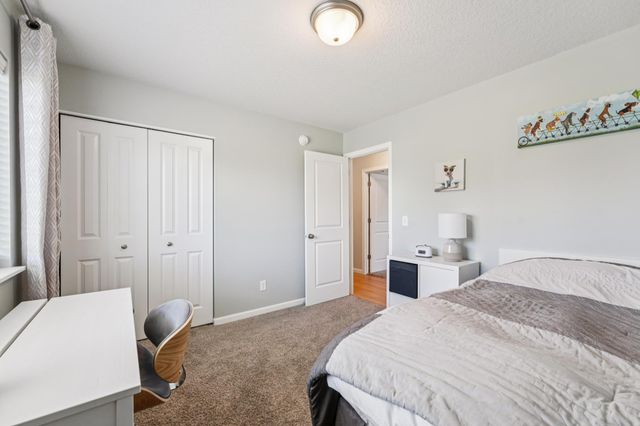 206 9th Ave Court NW, Lonsdale, MN 55046