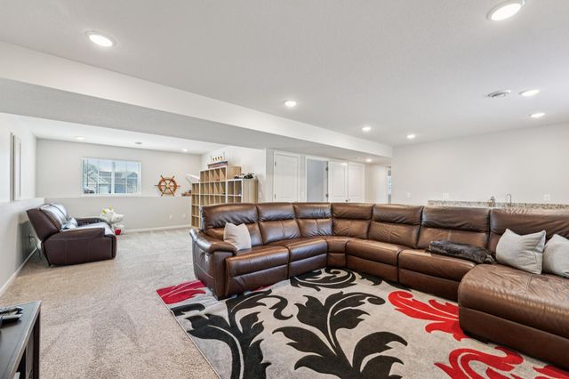 206 9th Ave Court NW, Lonsdale, MN 55046