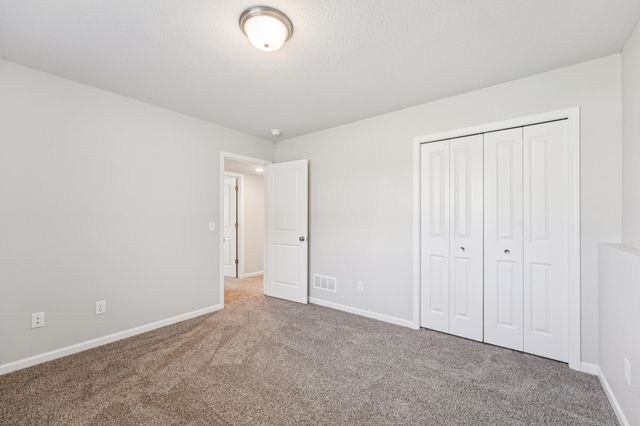 206 9th Ave Court NW, Lonsdale, MN 55046