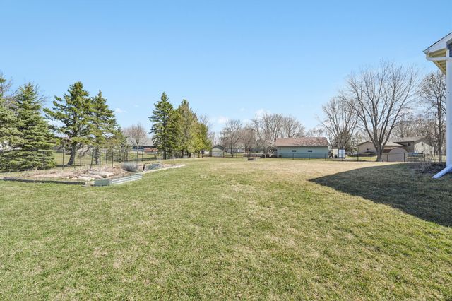 206 9th Ave Court NW, Lonsdale, MN 55046