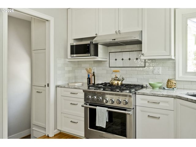 2619 Se 61ST Ave, Portland, OR 97206