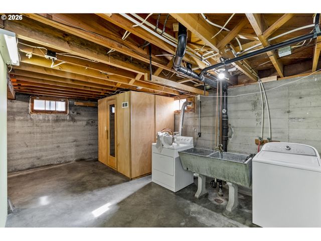 2619 Se 61ST Ave, Portland, OR 97206