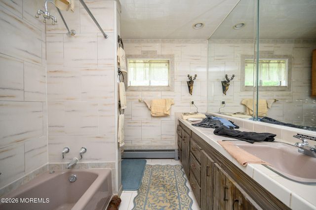 2 New Friendship Road, Howell, NJ 07731
